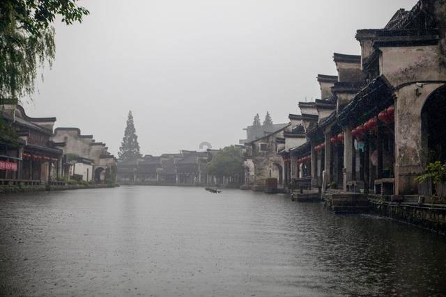 网友建议开通风陵渡到运城铁路旅游专线，打造火车文化，官方回应：吸引“水上列车”客流时机不成熟，将开辟旅游营销“出圈”新路径